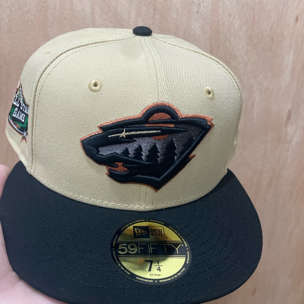 Hat club wild life Wilder Minnesota Wild  size 7 1/4 brand new